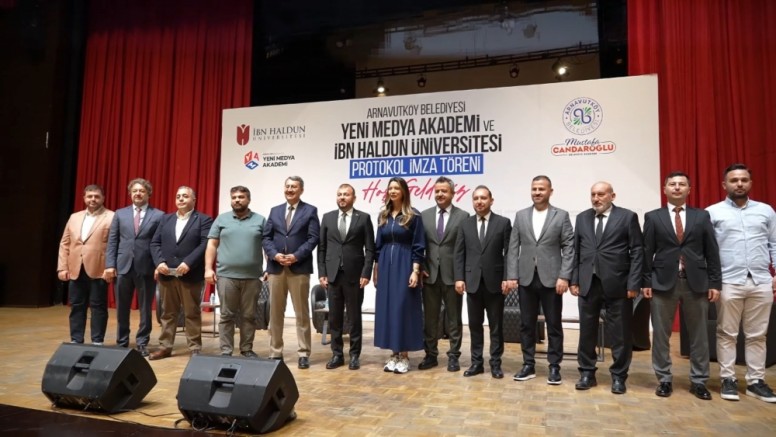 Yeni Medya Akademisi’ne Halkla İlişkilerin Oscarı: IPRA Altın Küre Ödülü