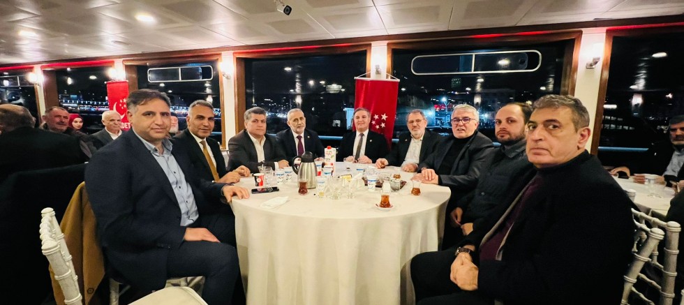 Yoğun Katılımla Gerçekleşen Saadet Partisi Sultangazi “Adalet Sofrası” İftar Programı